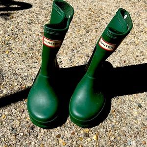 Toddler Size 7, USA 8 Hunter Rain boots